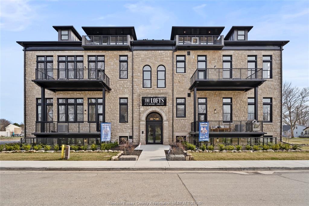 MLS# 26020623: 247 BROCK Street Unit# 102, Amherstburg, Canada