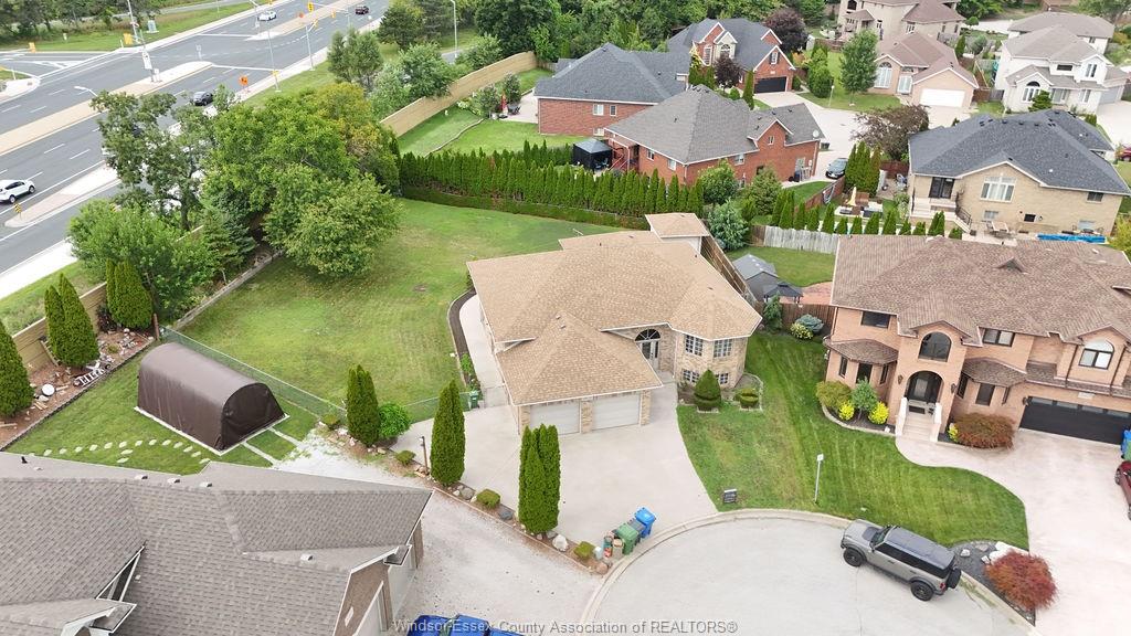 MLS# 26020644: 2672 FLEMING Court, Windsor, Canada