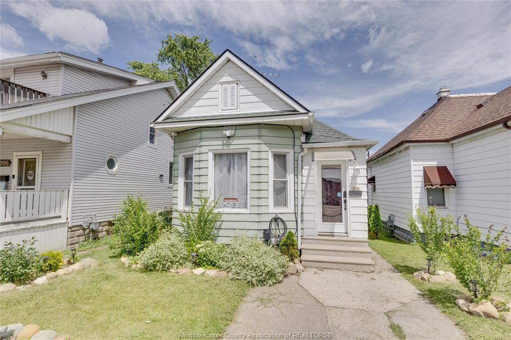MLS# 26020645: 1108 ASSUMPTION Street, Windsor, Canada