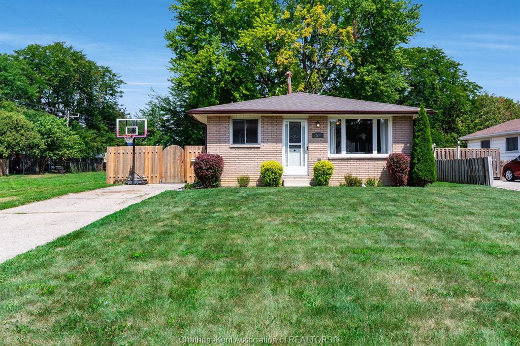 MLS# 26020605: 57 Marion Avenue, Chatham, Canada