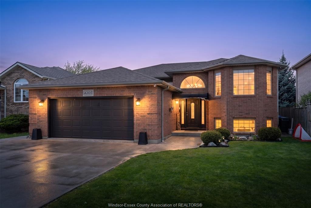 MLS# 26020655: 4205 BARTON Crescent, Windsor, Canada