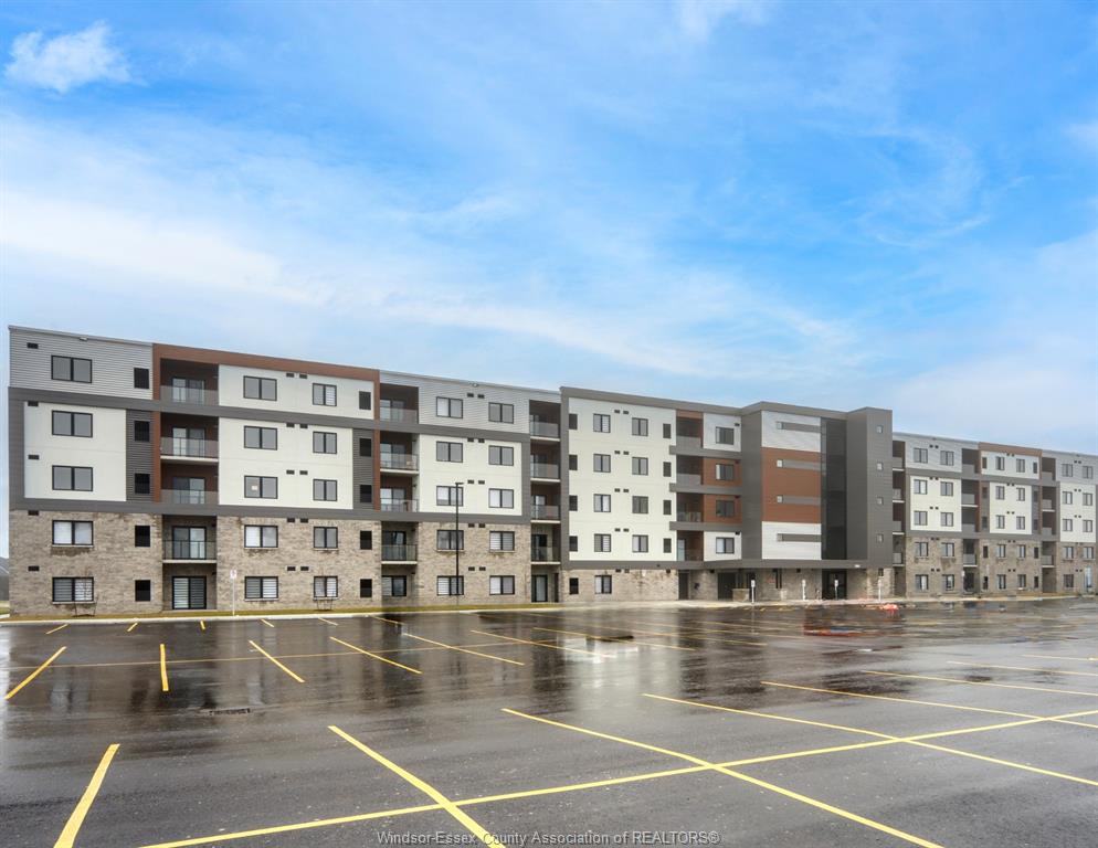 MLS# 26020679: 2550 SANDWICH WEST Parkway Unit# 417, LaSalle, Canada