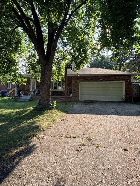 MLS# 26020720: 569 LESPERANCE Road Unit# LOWER, Tecumseh, Canada