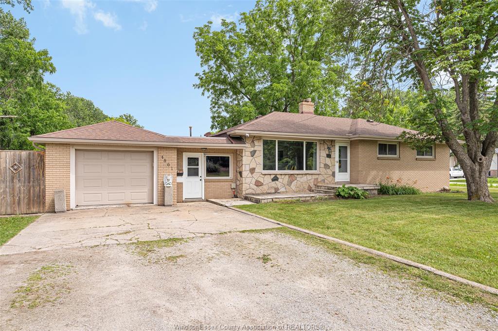 MLS# 26020724: 4861 Matchett Road, Windsor, Canada