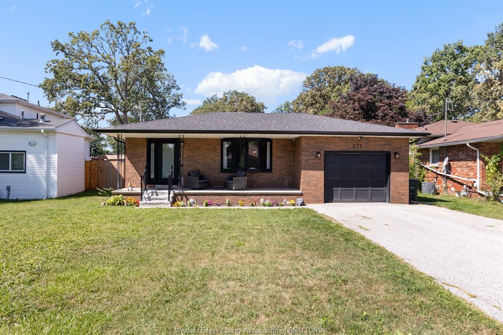 MLS# 26020740: 573 LESPERANCE Road, Tecumseh, Canada