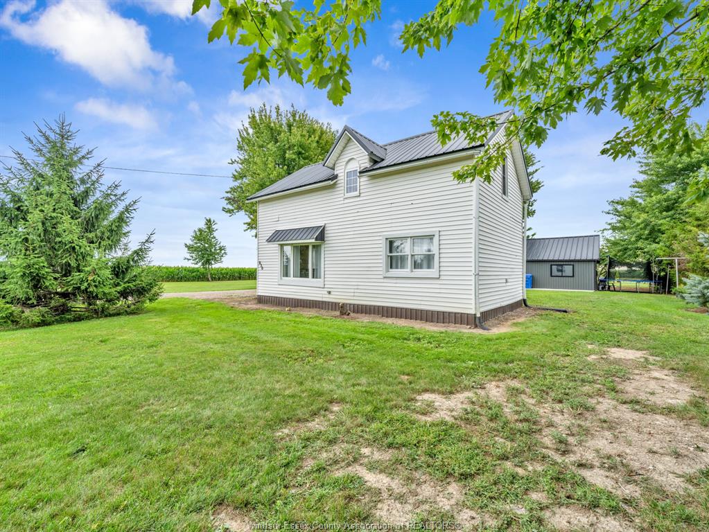 MLS# 26020749: 830 Mersea Road 10, Leamington, Canada