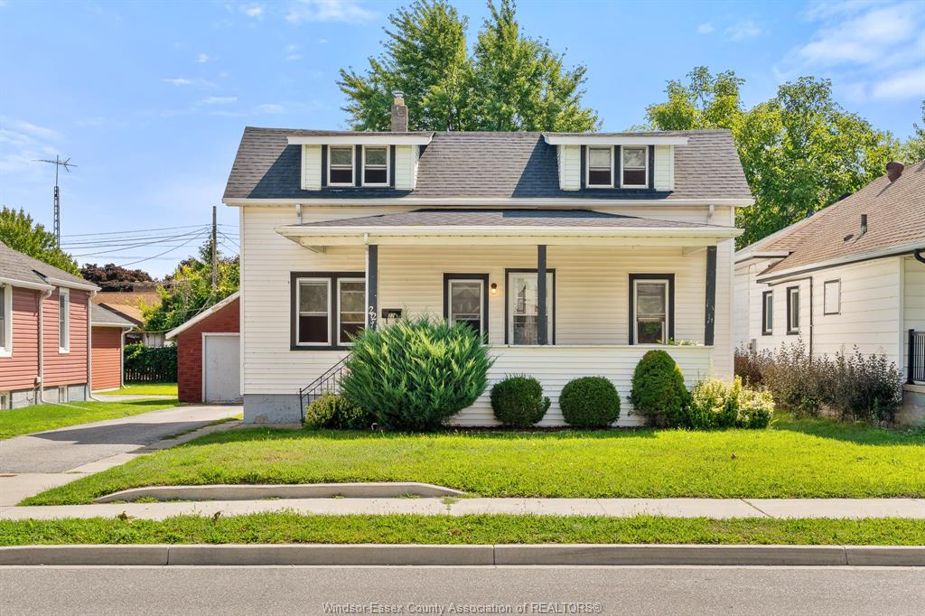 MLS# 26020629: 22 Melrose Avenue, Leamington, Canada