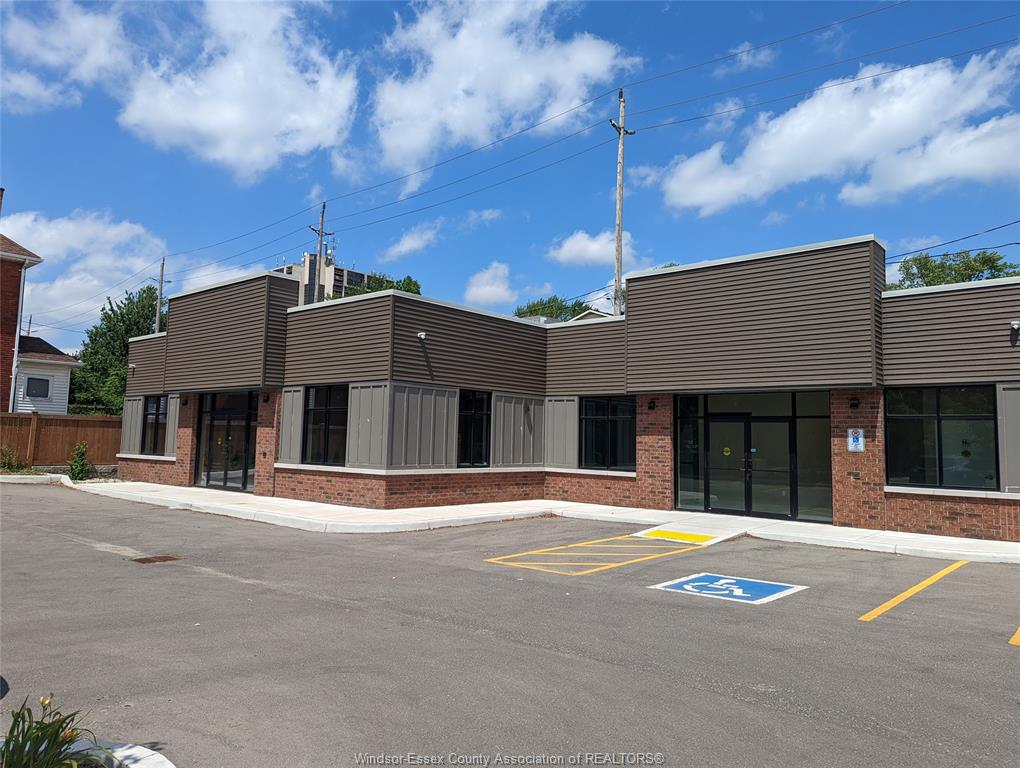 MLS# 26020940: 366 WYANDOTTE Street Unit# 1, Windsor, Canada