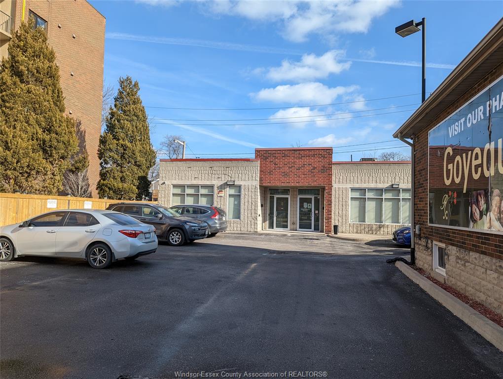 MLS# 26020941: 1074 GOYEAU  Unit# 1, Windsor, Canada