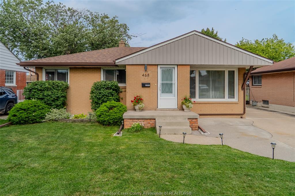 MLS# 26020889: 468 Watson Avenue, Windsor, Canada