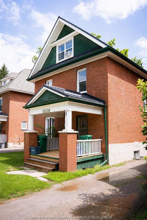 MLS# 26021052: 1306 MONAGHAN Road, Peterborough, Canada