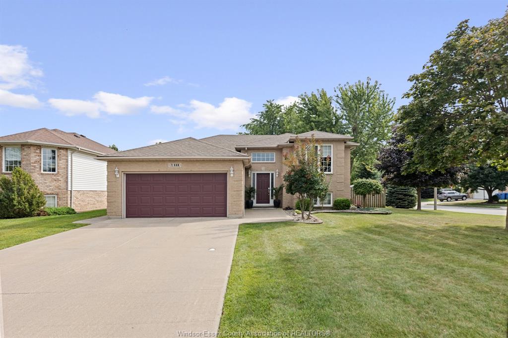 MLS# 26021257: 141 RAILWAY Court, Kingsville, Canada