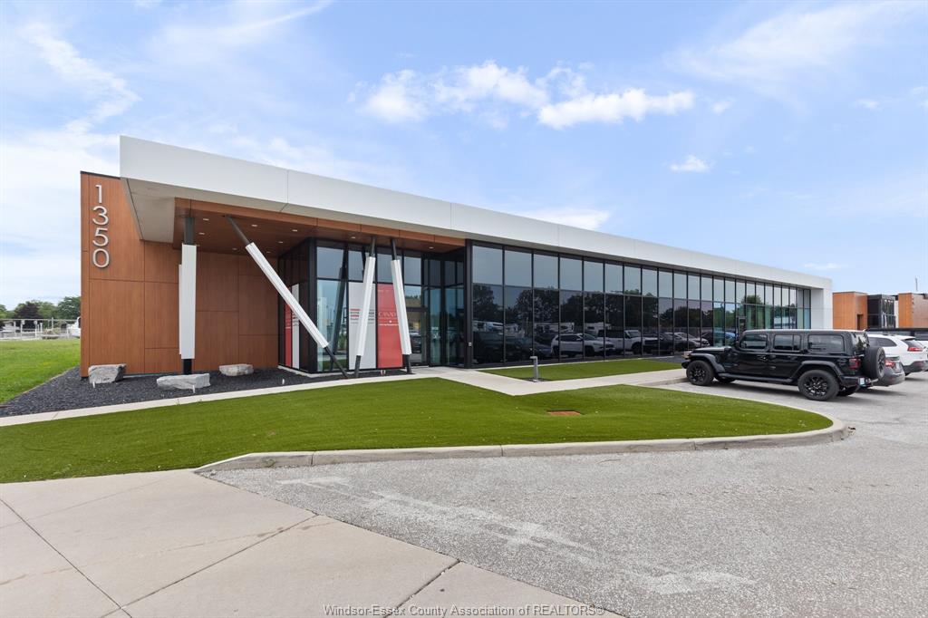 MLS# 26021372: 1350 PROVINCIAL Road Unit# 100, Windsor, Canada