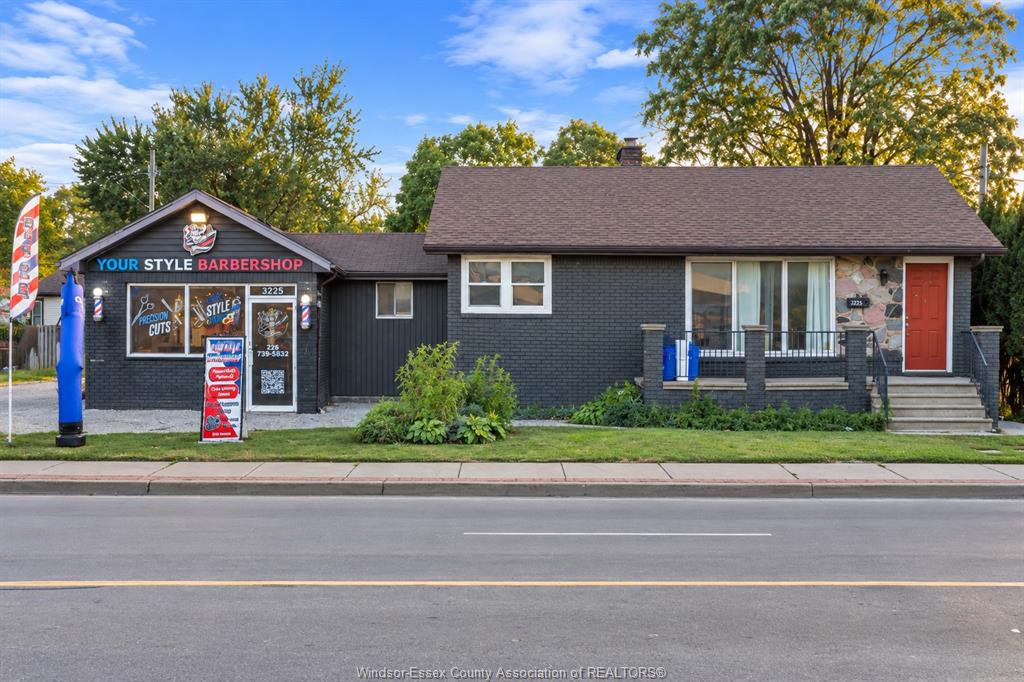 MLS# 26021414: 3225 WALKER Road, Windsor, Canada