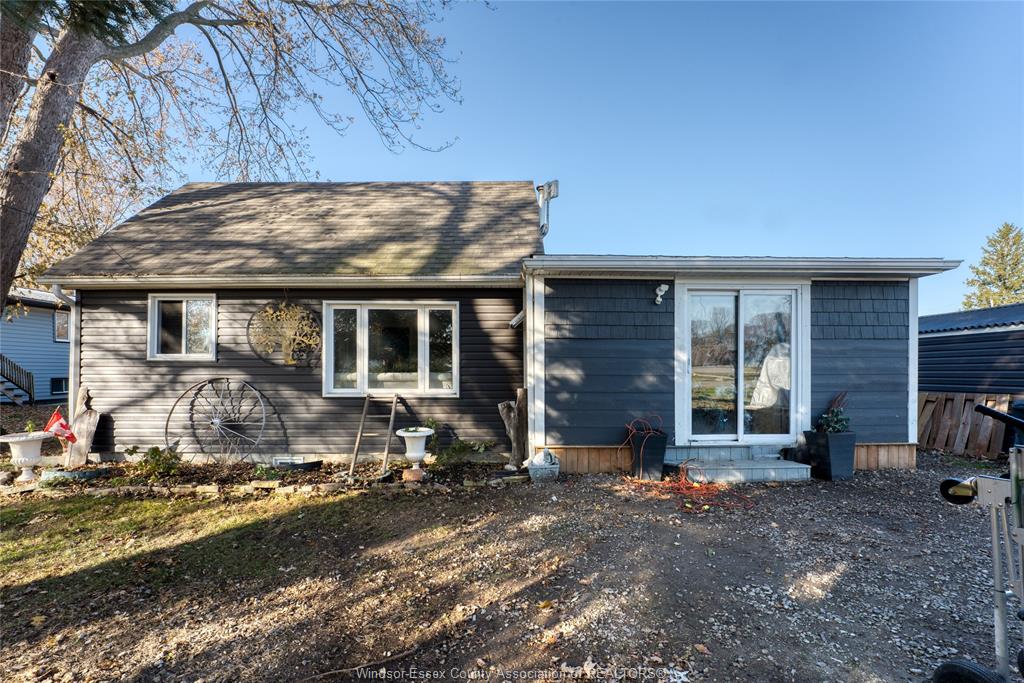 MLS# 26021647: 625 SYDENHAM Street, Colchester, Canada