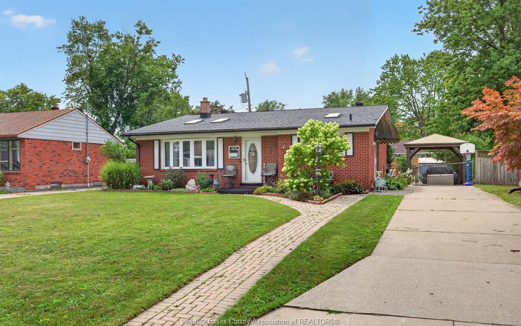 MLS# 26021648: 3571 ROXBOROUGH, Windsor, Canada