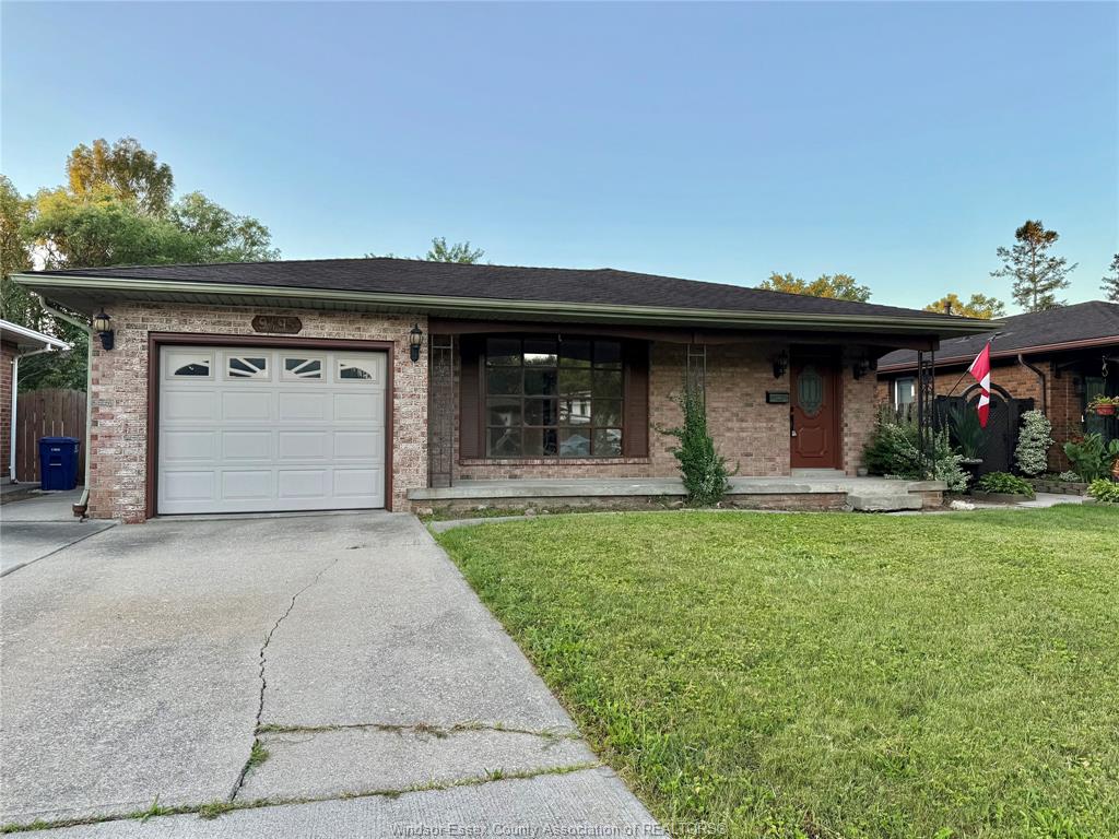 MLS# 26021433: 9495 Beachdale#UPPER, Windsor, Canada