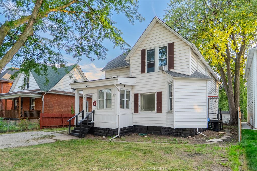 MLS# 26021645: 523 Caron Avenue, Windsor, Canada