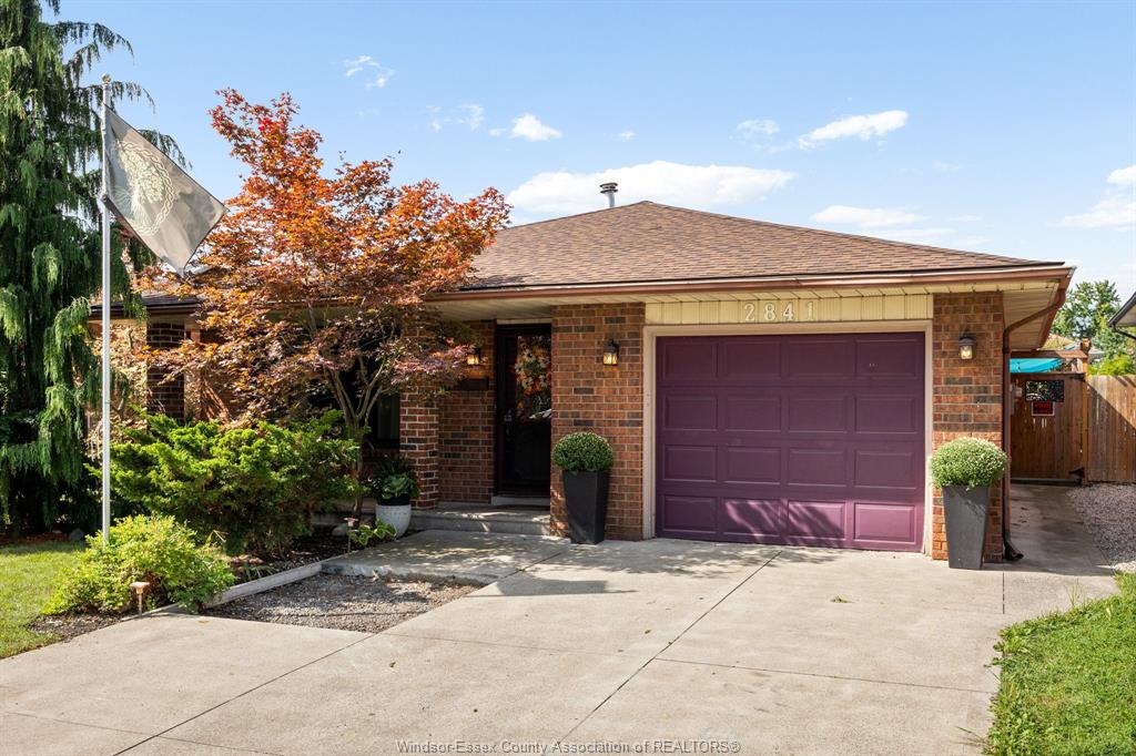 MLS# 26021871: 2841 GARVEY Crescent, Windsor, Canada
