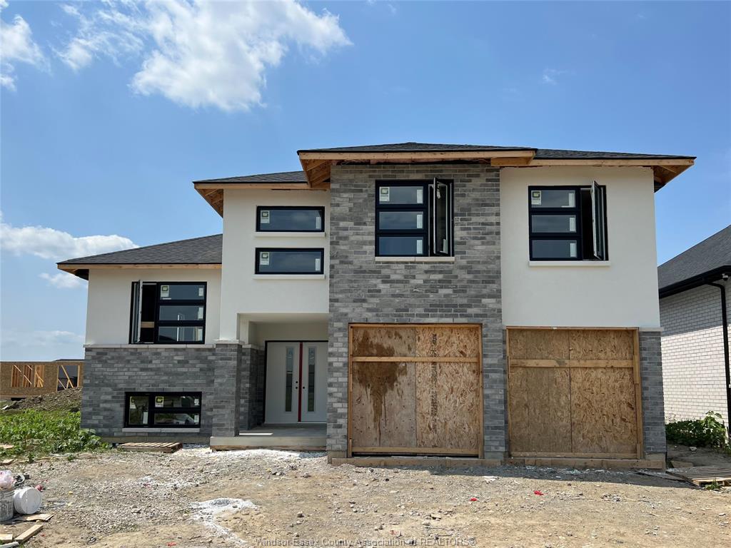 MLS# 26021881: 5232 Rafael, Tecumseh, Canada