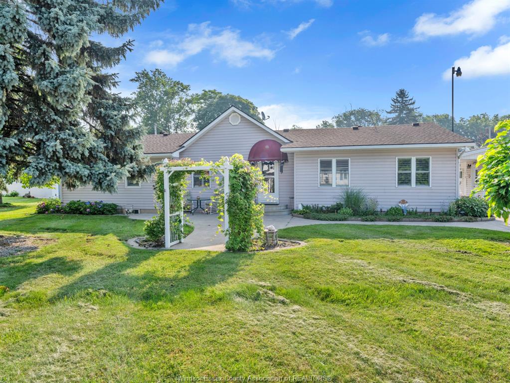 MLS# 26021896: 290 WAWA Crescent, Colchester, Canada