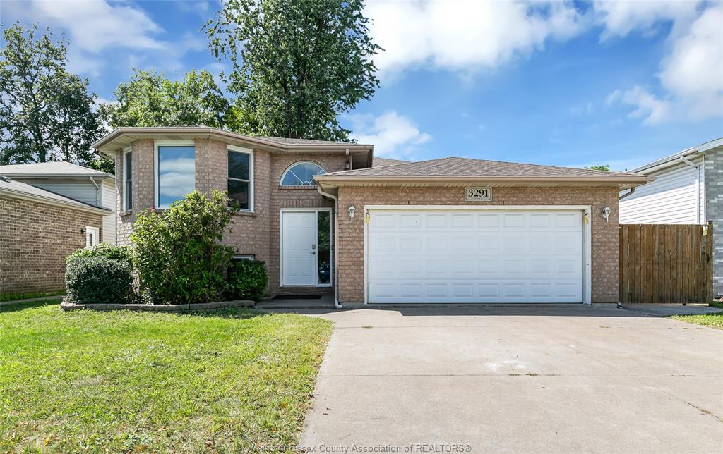 MLS# 26021904: 3291 CONSERVATION Drive, Windsor, Canada