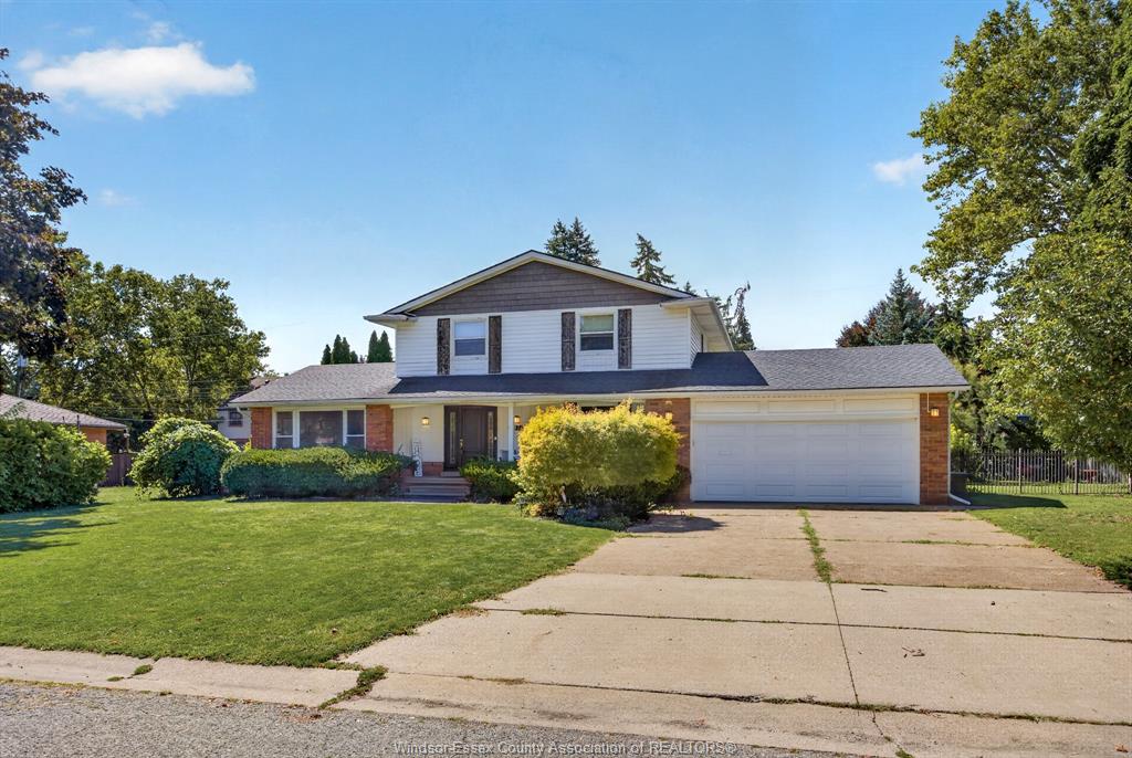 MLS# 26021922: 2477 MARK Avenue, Windsor, Canada