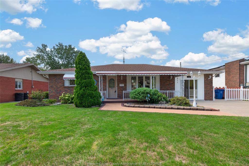 MLS# 26021943: 326 Evelyn Street, Belle River, Canada