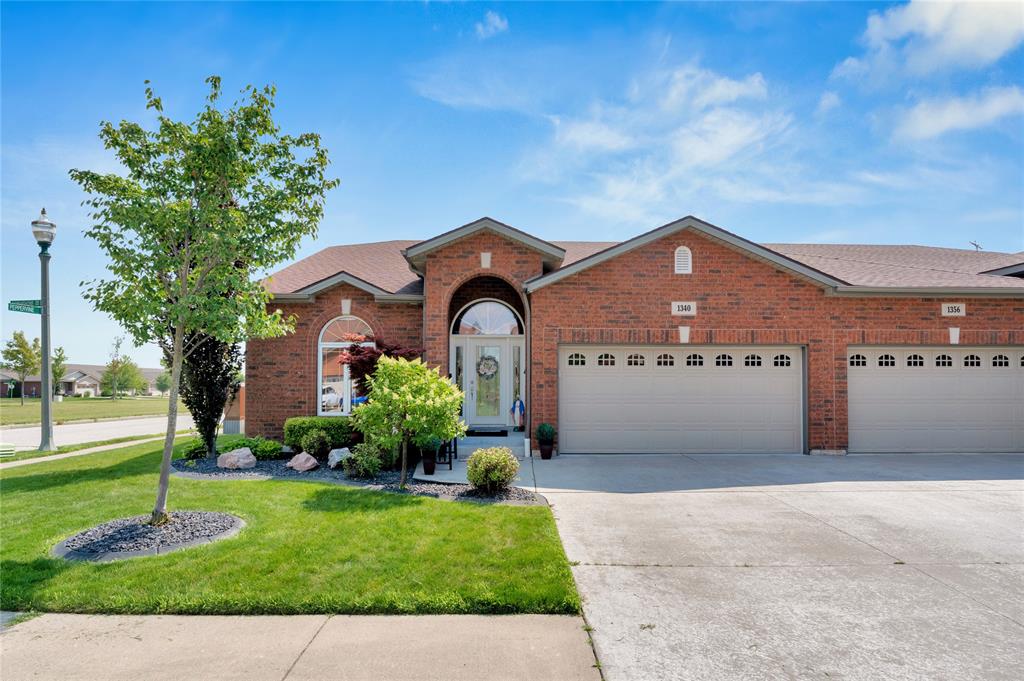 MLS# 26022692: 1340 ASPENSHORE, Windsor, Canada