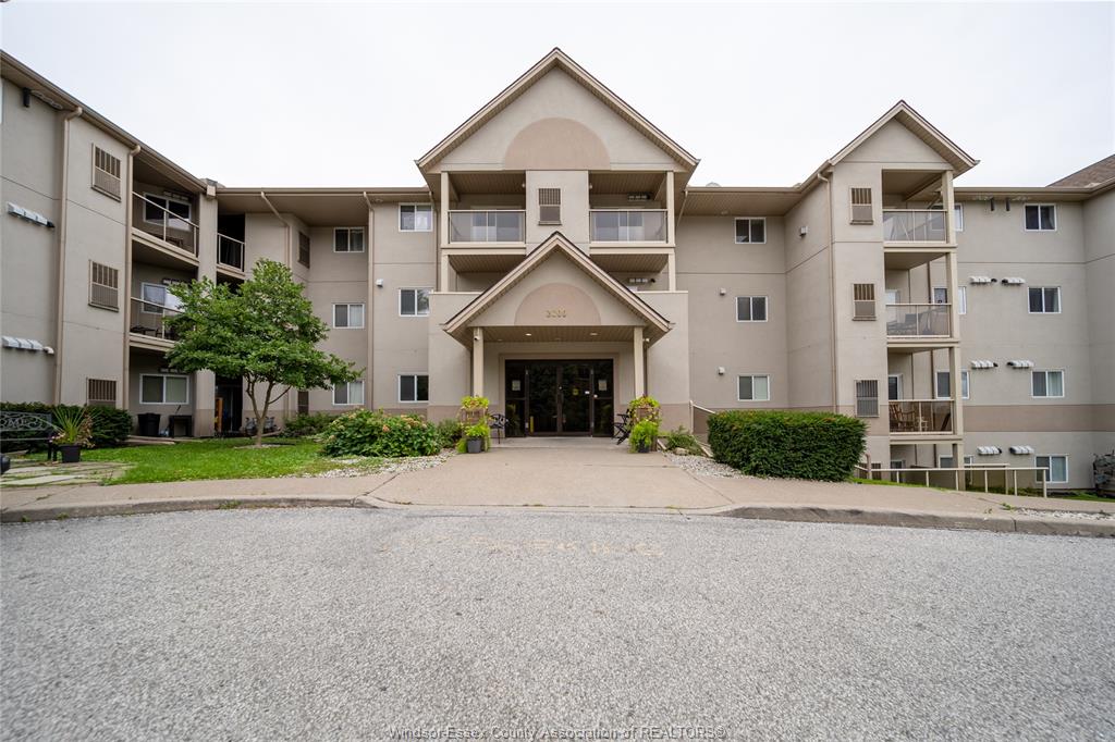 MLS# 26022724: 3000 SANDWICH  Unit# 406, Windsor, Canada