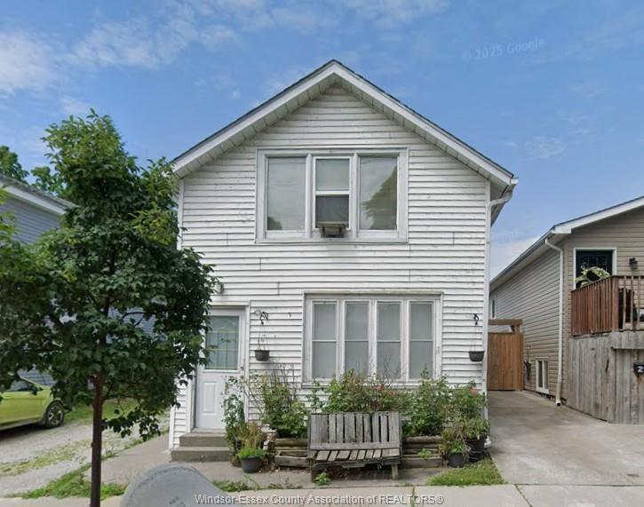 MLS# 26023046: 294 Seymour St, Amherstburg, Canada