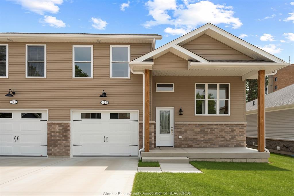 MLS# 26023087: 125 PARK Street Unit# LWR LVL UNIT B, Amherstburg, Canada