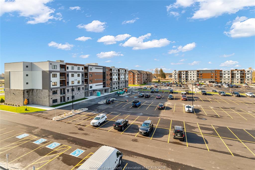MLS# 26023130: 2600 SANDWICH WEST Parkway Unit# 102, LaSalle, Canada