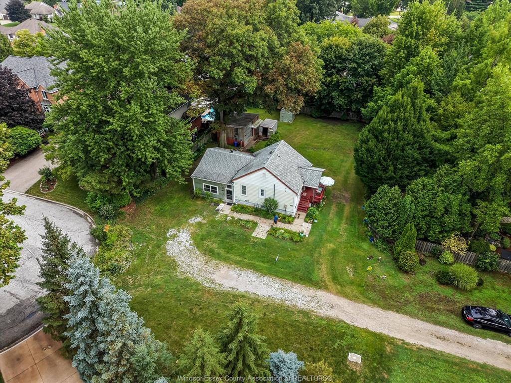 MLS# 26023145: 7035 MATCHETTE Road, LaSalle, Canada