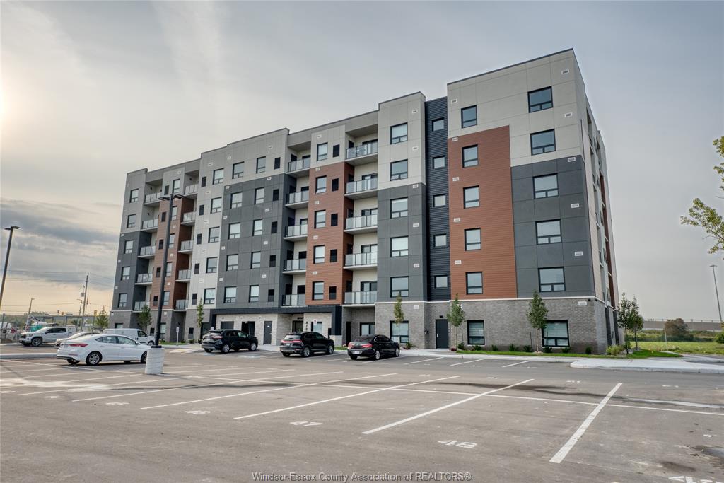 MLS# 26023213: 4785 WALKER Road Unit# 410, Windsor, Canada