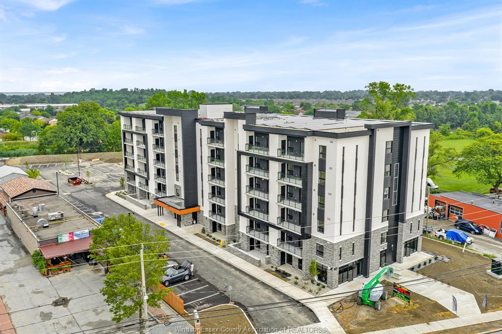 MLS# 26023359: 11646 TECUMSEH Road Unit# 410, Tecumseh, Canada