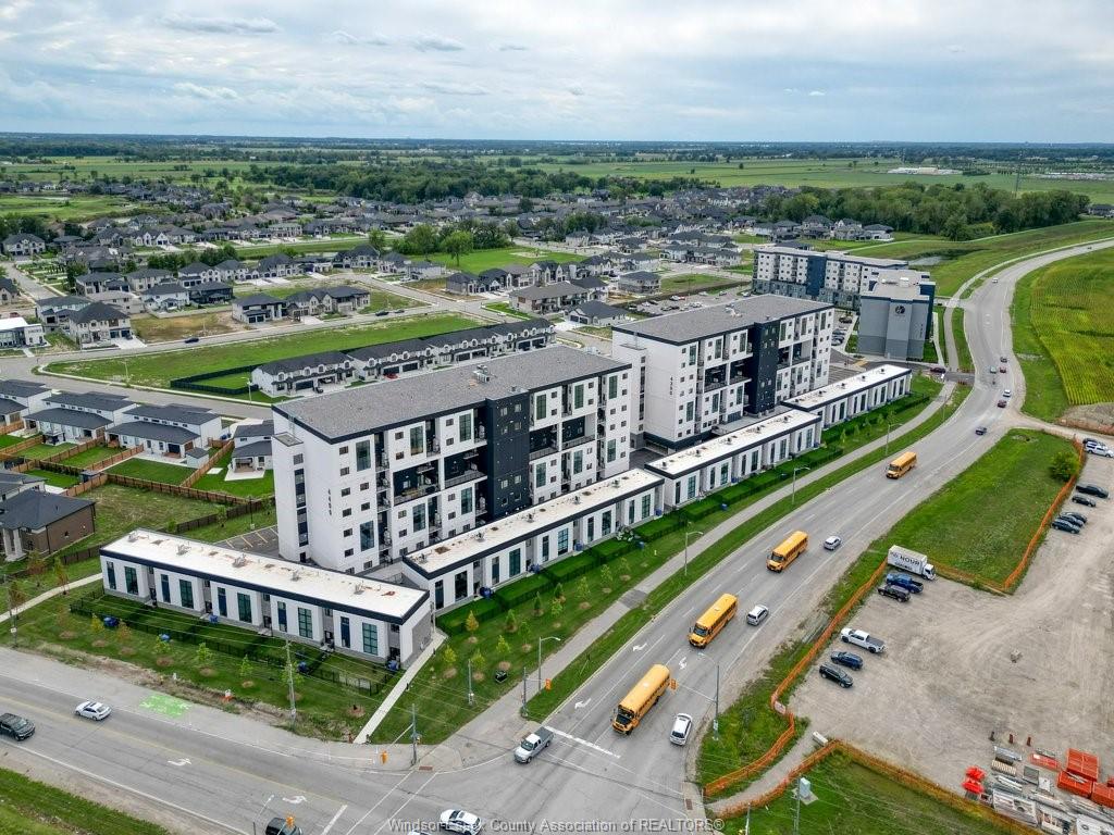 MLS# 26023363: 4300 Laurier Parkway Unit# 215, LaSalle, Canada