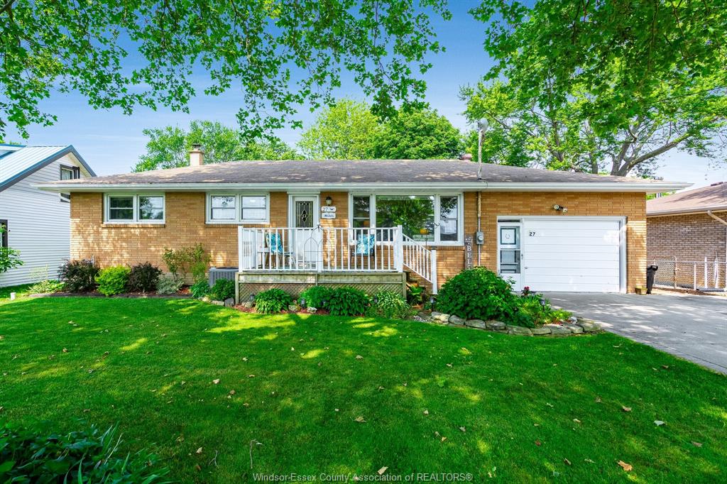 MLS# 26023384: 27 Mersea Rd 12, Leamington, Canada