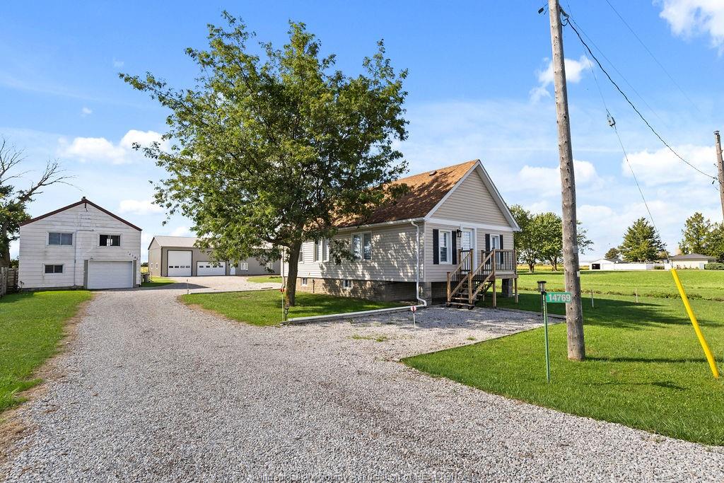 MLS# 26023472: 14769 14TH CONCESSION, Essex, Canada