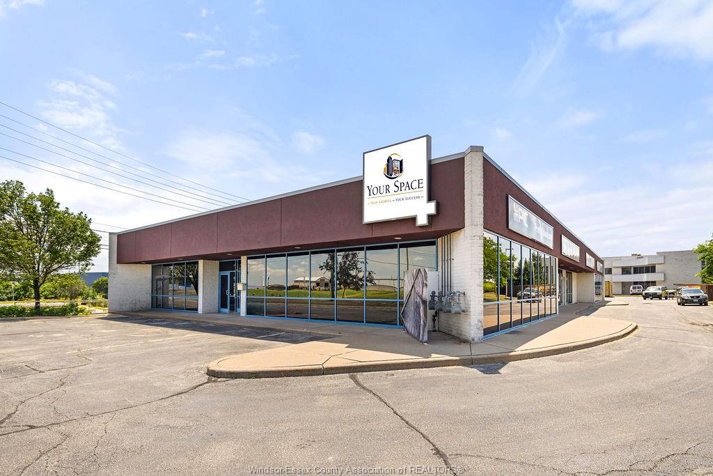 MLS# 26023484: 4600 RHODES Drive Unit# #4 OFFICE, Windsor, Canada