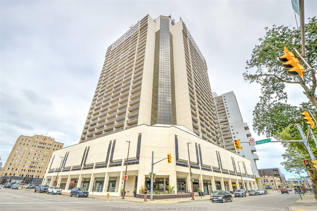 MLS# 26023444: 150 Park Ave., Windsor, Canada