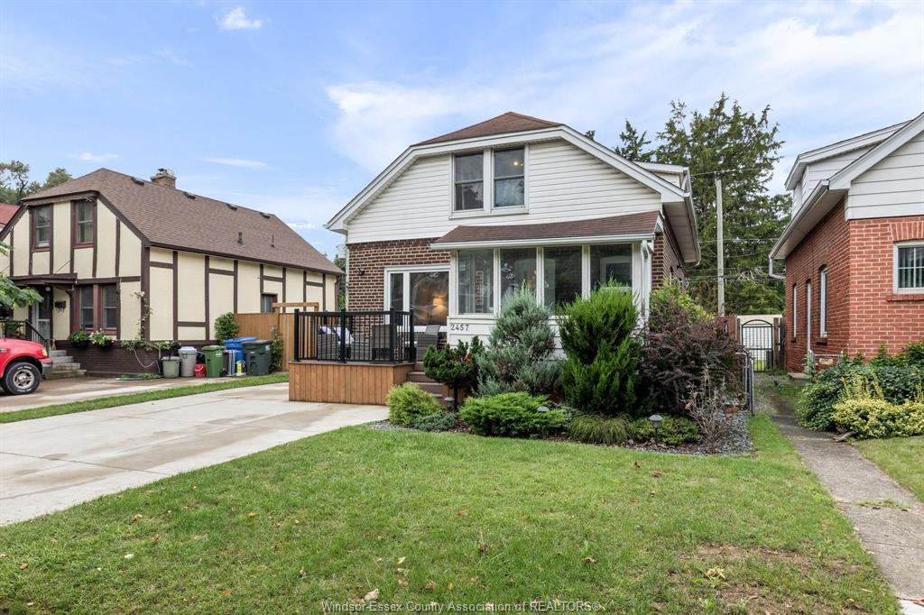 MLS# 26023536: 2457 TURNER, Windsor, Canada