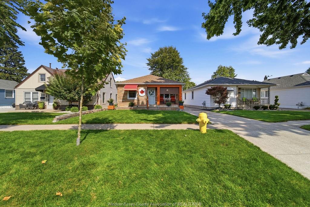 MLS# 26023591: 2540 CHANDLER, Windsor, Canada