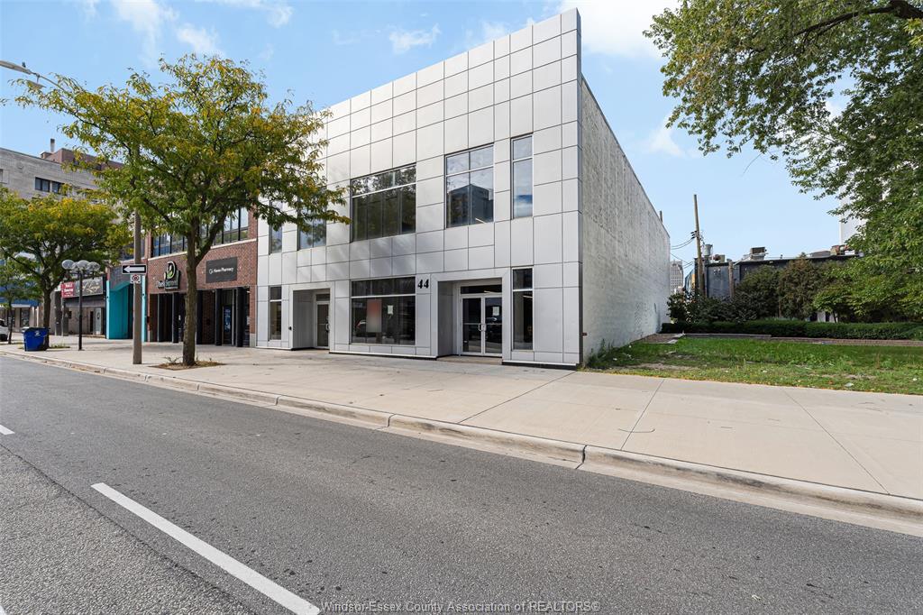 MLS# 26023601: 38-44 CHATHAM Street, Windsor, Canada