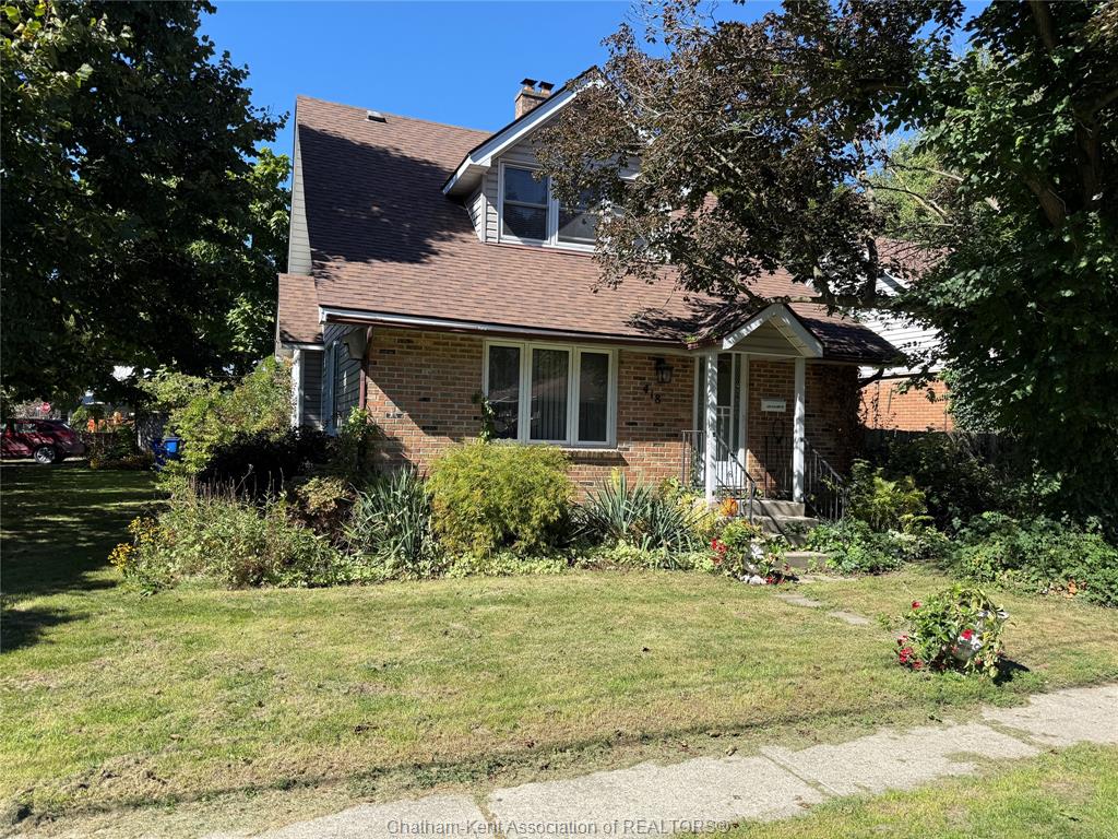 MLS# 26023646: 418 Gillard Street, Wallaceburg, Canada