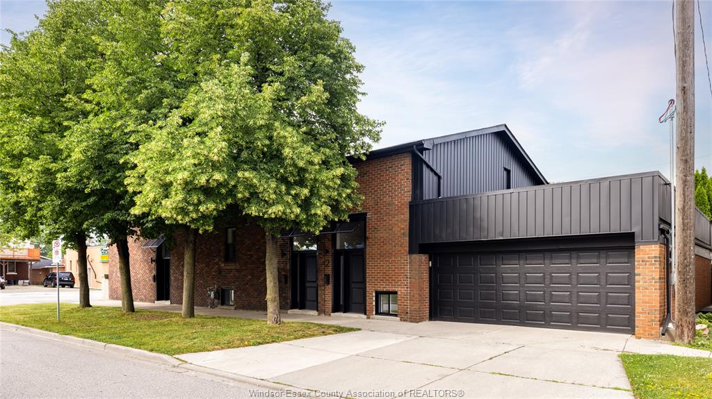 MLS# 26023681: 2605 SEMINOLE  Unit# UNIT 2, Windsor, Canada