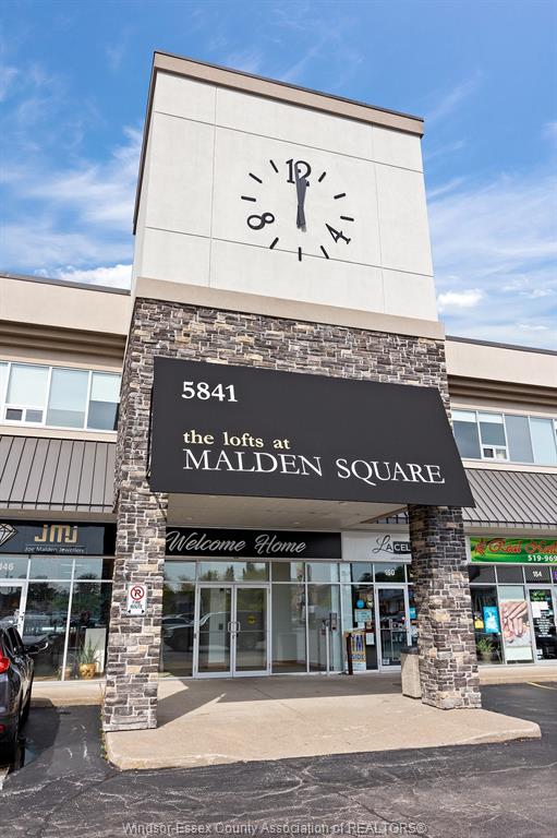 MLS# 26023578: 5841 MALDEN Square Unit# 206, LaSalle, Canada