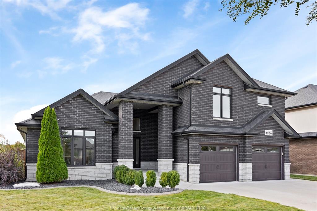 MLS# 26023585: 1350 PASCAL, Lakeshore, Canada