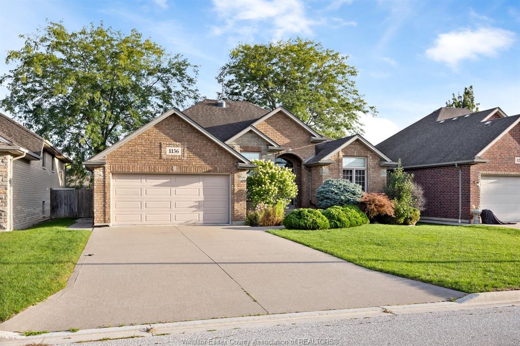 MLS# 26023722: 1156 JOSHUA, Lakeshore, Canada