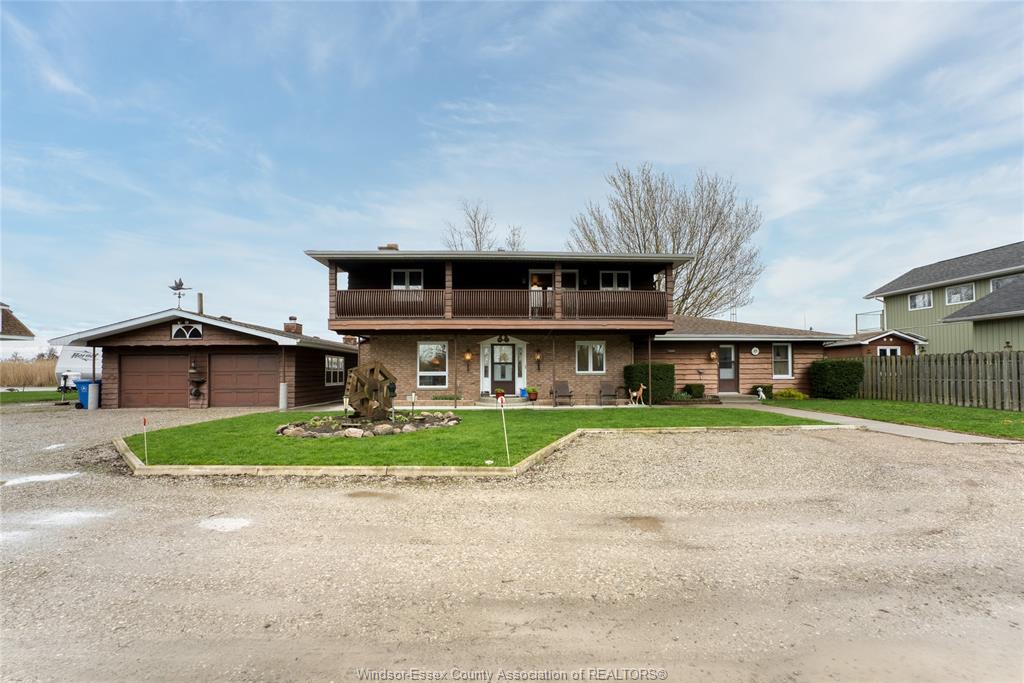 MLS# 26023748: 194 RIVERSIDE Road, Lakeshore, Canada